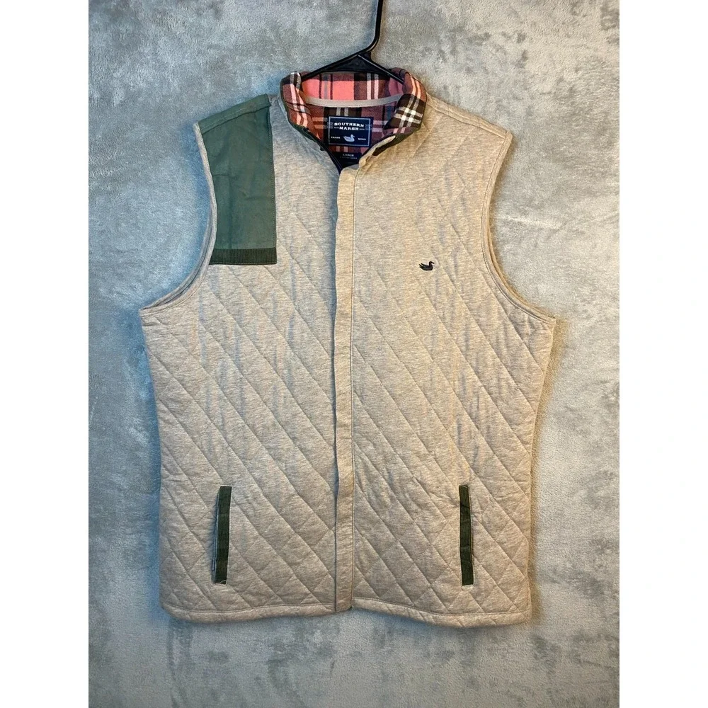 Southern Marsh Men's Vest Large Gray Quilted Full Zip Pockets Plaid Collar